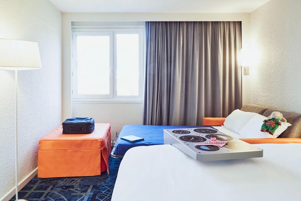 Готель Ibis Styles Marseille Aeroport Вітроль Екстер'єр фото
